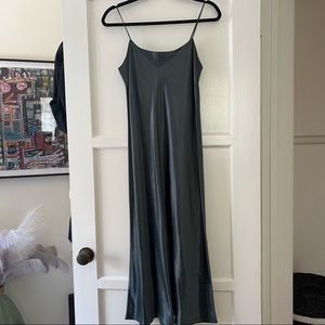 Vince Sateen green midi slip dress size small. NWT